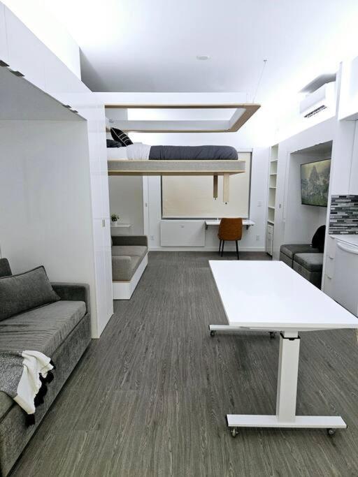 Tremont Smart 11 - A Kcm Property Кливленд Экстерьер фото